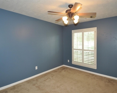 13607 Goldwater Ct - Photo Thumbnail 28