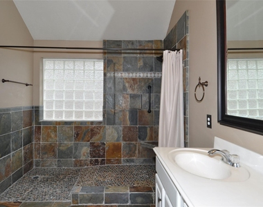 13607 Goldwater Ct - Photo Thumbnail 23