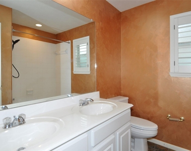 13607 Goldwater Ct - Photo Thumbnail 26
