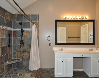 13607 Goldwater Ct - Photo Thumbnail 22