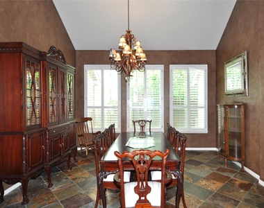 13607 Goldwater Ct - Photo Thumbnail 8