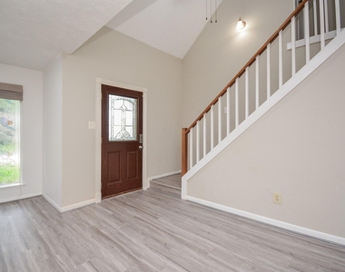 21318 Park Valley Drive - Photo Thumbnail 7
