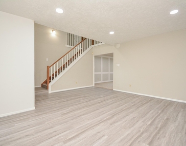 21318 Park Valley Drive - Photo Thumbnail 13
