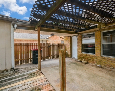 21318 Park Valley Drive - Photo Thumbnail 47