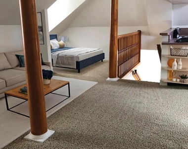4122 Drake Street - Photo Thumbnail 2