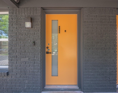 4202 Clay Street - Photo Thumbnail 9