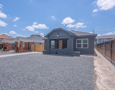 4202 Clay Street - Photo Thumbnail 27