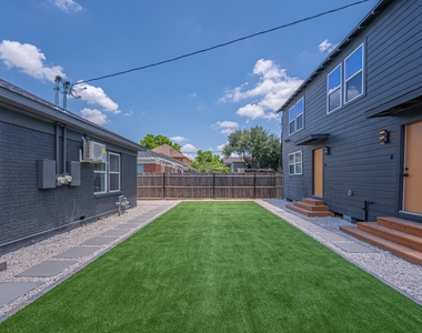 4202 Clay Street - Photo Thumbnail 16