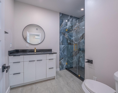 4202 Clay Street - Photo Thumbnail 10