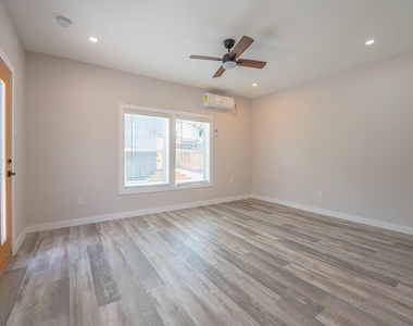 4202 Clay Street - Photo Thumbnail 15