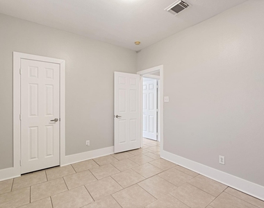 16727 Sonoma Del Norte Drive - Photo Thumbnail 30