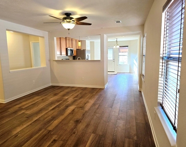3003 Peachstone Place - Photo Thumbnail 2