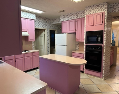 14731 Ridgechase Lane - Photo Thumbnail 5