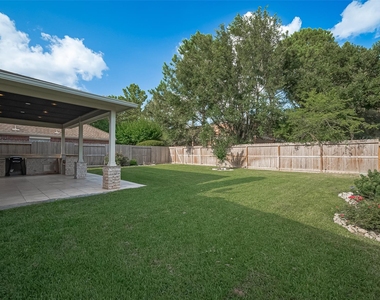 3911 Fall Branch Drive - Photo Thumbnail 41