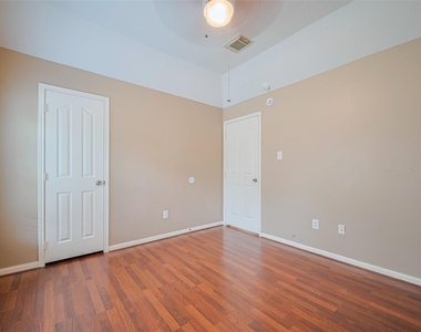 3911 Fall Branch Drive - Photo Thumbnail 28