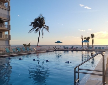 7400 Estero Boulevard - Photo Thumbnail 2