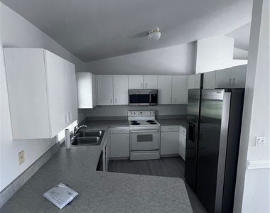 1306 Sw 11th Street - Photo Thumbnail 1