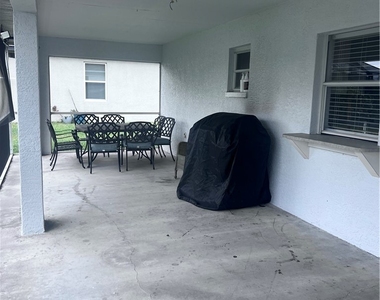 1306 Sw 11th Street - Photo Thumbnail 8
