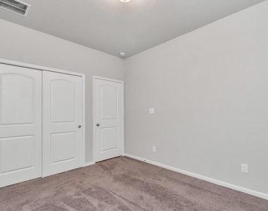 4406 Low Meadow Lane - Photo Thumbnail 26