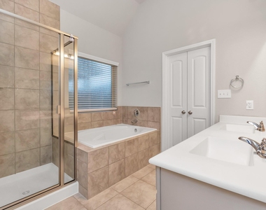 4406 Low Meadow Lane - Photo Thumbnail 18