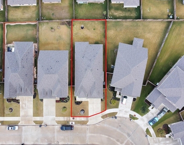 4406 Low Meadow Lane - Photo Thumbnail 35