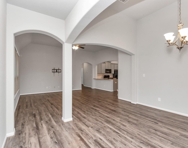 4406 Low Meadow Lane - Photo Thumbnail 5