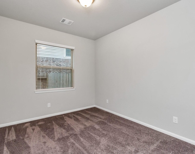 4406 Low Meadow Lane - Photo Thumbnail 28