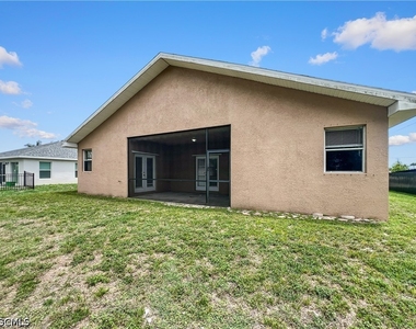 2105 Ne 15th Terrace - Photo Thumbnail 43