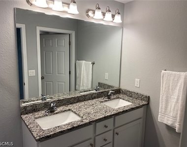 2837 Nw 24th Avenue - Photo Thumbnail 22