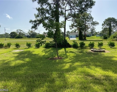 2837 Nw 24th Avenue - Photo Thumbnail 5