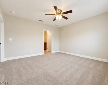 4109 Sw 8th Place - Photo Thumbnail 8