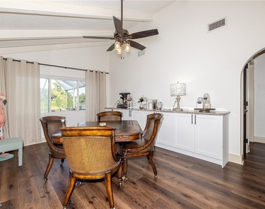 2507 Lakeview Drive - Photo Thumbnail 20