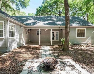 10505 Sw 55th Place - Photo Thumbnail 7