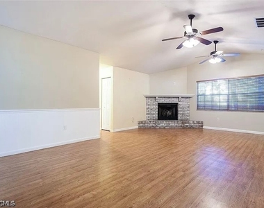 10505 Sw 55th Place - Photo Thumbnail 1