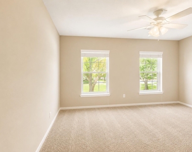 23027 Lodgepoint Drive - Photo Thumbnail 8