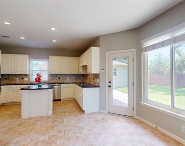 23027 Lodgepoint Drive - Photo Thumbnail 9