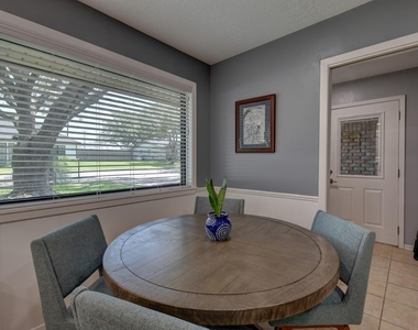 1600 Pecan Street - Photo Thumbnail 26