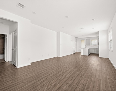 21815 White Bellflower Lane - Photo Thumbnail 7