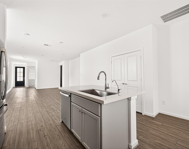 21815 White Bellflower Lane - Photo Thumbnail 18