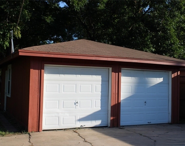 121 Mary Lane - Photo Thumbnail 17