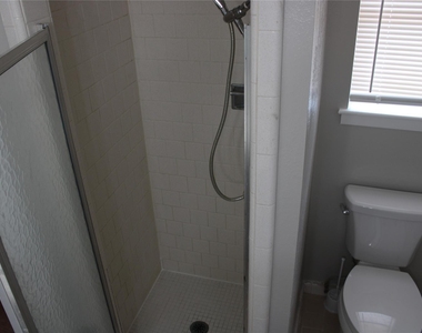 121 Mary Lane - Photo Thumbnail 11