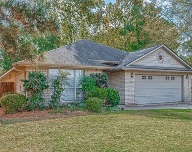 7135 Woodland Oaks - Photo Thumbnail 2