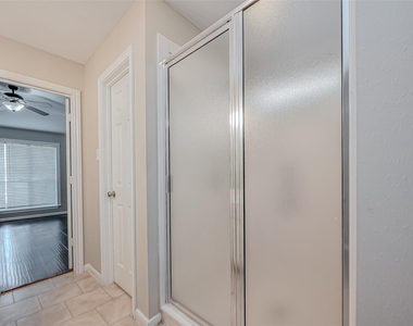 7135 Woodland Oaks - Photo Thumbnail 29