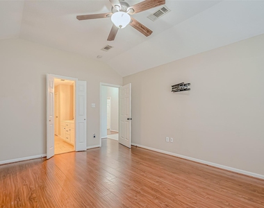 7135 Woodland Oaks - Photo Thumbnail 26