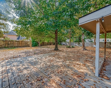 7135 Woodland Oaks - Photo Thumbnail 30