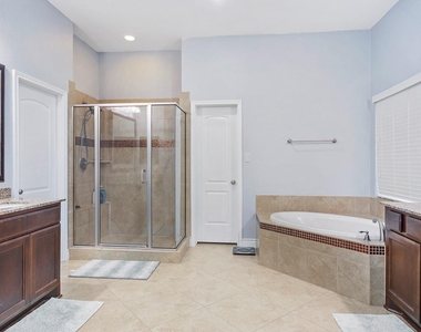 27815 Colonial Point Drive - Photo Thumbnail 20