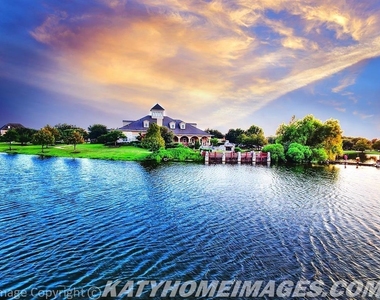 27815 Colonial Point Drive - Photo Thumbnail 48