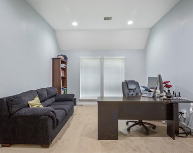 27815 Colonial Point Drive - Photo Thumbnail 23