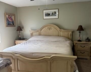 3061 Sandpiper Bay Circle - Photo Thumbnail 6
