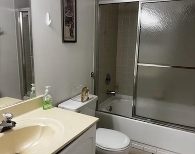 3061 Sandpiper Bay Circle - Photo Thumbnail 8